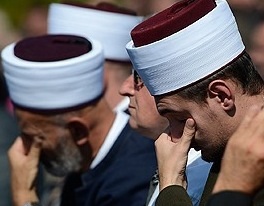 Sevinçten Gözyaşı Döktüler