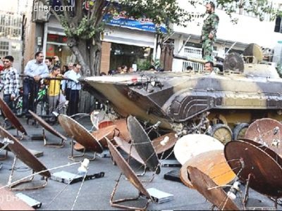 İran'da Çanak Antenler Tankla İmha Edildi
