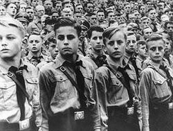 Kaldırılan 'Andımız' Hitler ve Mussolini Uygulamasıydı