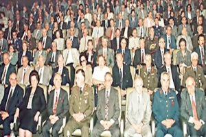 Ulan Hepiniz Alkışladınız