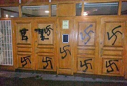 İsveç'te Camiye Saldırı!