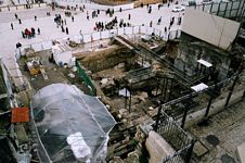 İsrail,491 Yıllık Osmanlı Surlarını Yıktı