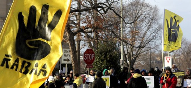 Times Meydanı'nda ''Rabia'' Sesleri