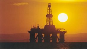 Rusya Hazar'da dev petrol rezervi buldu