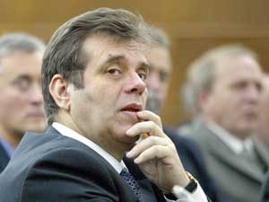 Sırbistan Başbakanı İstifa Etti