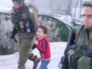 İsrail, 6 Yaşındaki Çocuğu Gözaltına Aldı