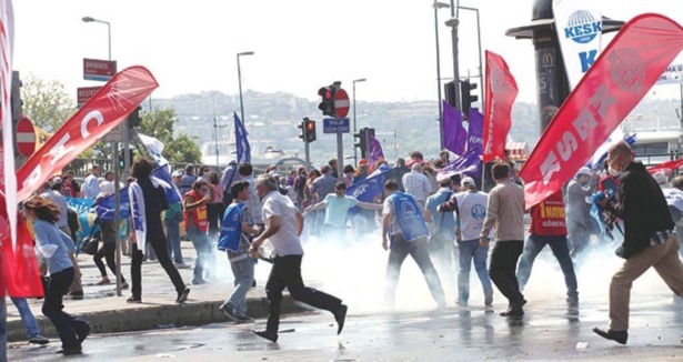 Taksim'e çıkan yollarda olaylar yaşanıyor