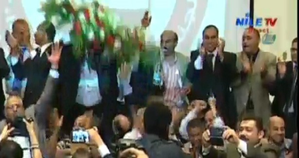 Sisi'nin Destekçilerinden Tiyatro Dansı