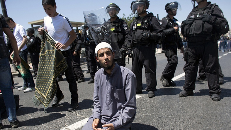 'Uluslararası Toplum İsrail'e Karşılık Vermeli'
