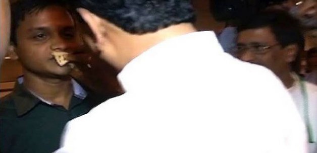 Milletvekili 'zorla oruç bozmaya çalıştı'