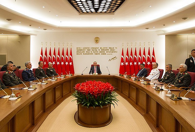 YAŞ kararları açıklandı