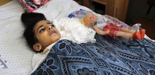 Felçli kız sürekli onu sayıklıyor