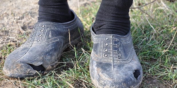 Yırtık Lastikleri Yürek Burktu