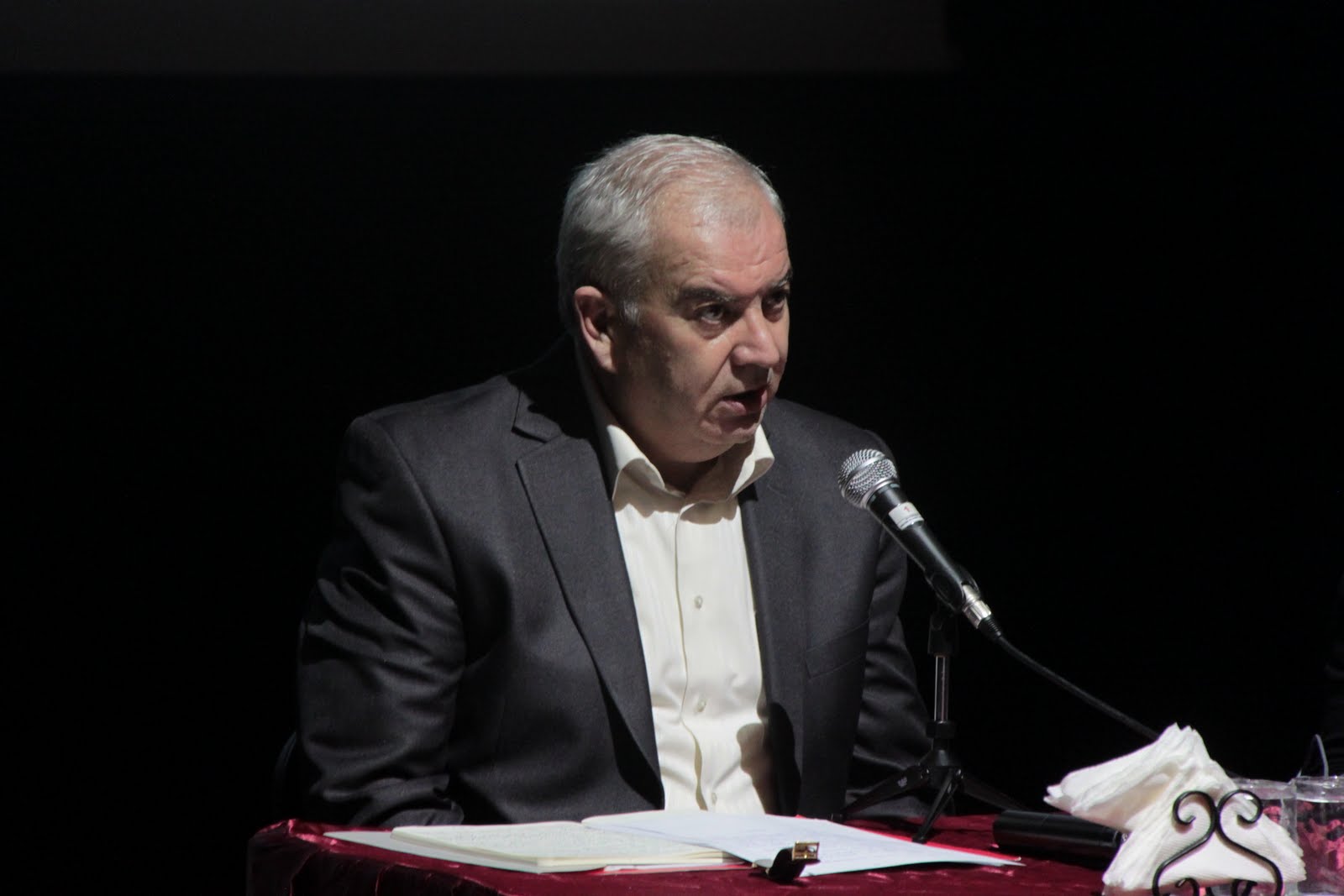 Ahmet Turan Alkan: Erdoğan cemaatini kuruyor