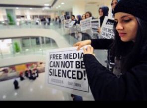 Siyonistlerden Paralel Yapıya Destek!