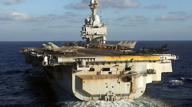 Fransa IŞİD'le mücadele için uçak gemisi gönderiyor