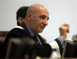 Saddam Hakimi İngiltere'ye Gidecek