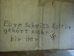 Almanya'da inşaat halindeki camiye ikinci saldırı