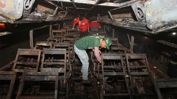 Pakistan'da katliam gibi kaza: 57 ölü