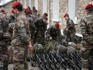10 Fransız Askeri IŞİD'e Katıldı