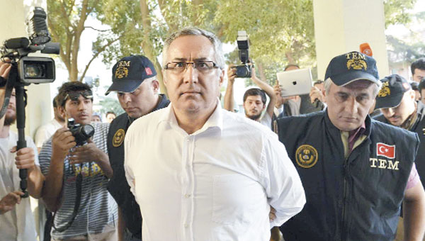 Paralel Polisler İçin Hukuku Delme Planı