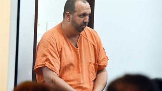 Müslüman gençlerin katiline destek yağdı