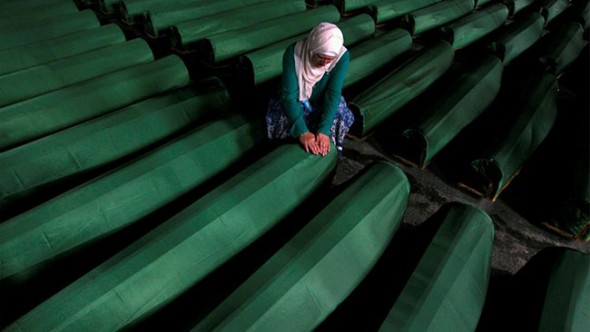 Srebrenitsa Katliamı'nda 7 Tutuklama