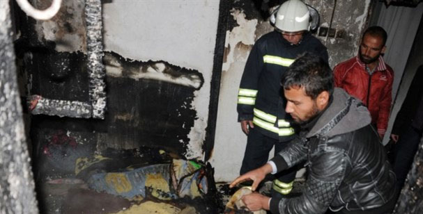 Suriyeli AileninKaldığı Ev Yandı