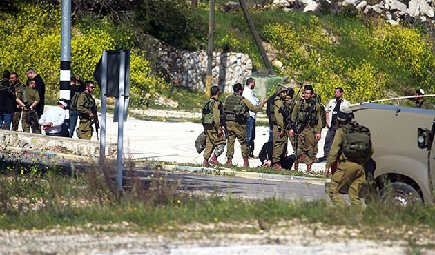 İsrail askerleri Filistinli Genci Şehid Etti