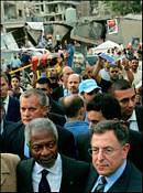 Annan Lübnan"da protestolarla karşılandı