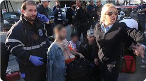 2 İsrail Askeri Bıçaklandı