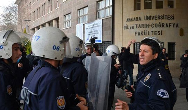 Üniversite Öğrencileri Birbirine Girdi