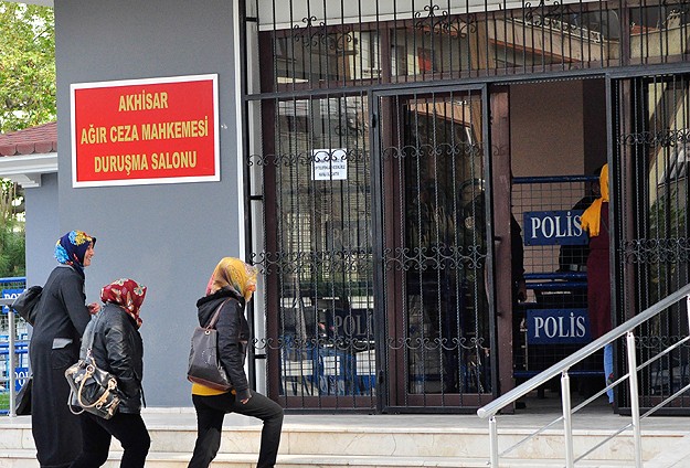 Soma'da avukatlar iki bakanın tanık olarak dinlenmesini talep etti