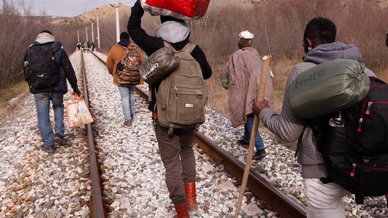 Göçmenlere Tren Çarptı: 14 Ölü
