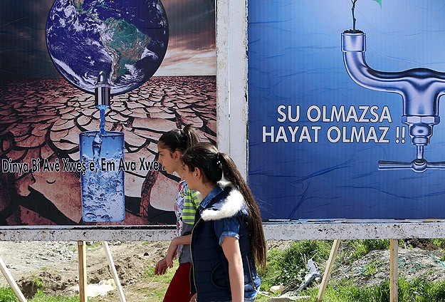 Van'da Tepki Çeken İlanlar Kaldırıldı