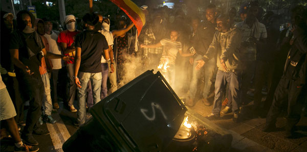 İsrail Karıştı. 20 Polis Yaralı