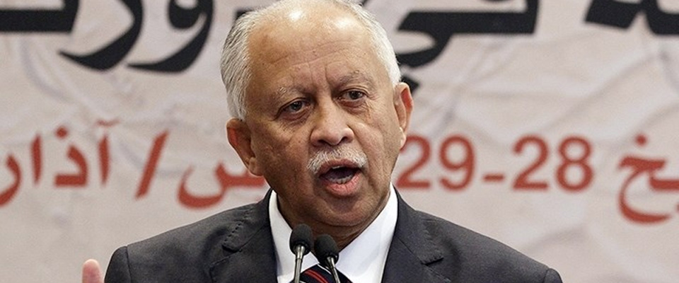 'İran'la İlişkileri Kesebiliriz'