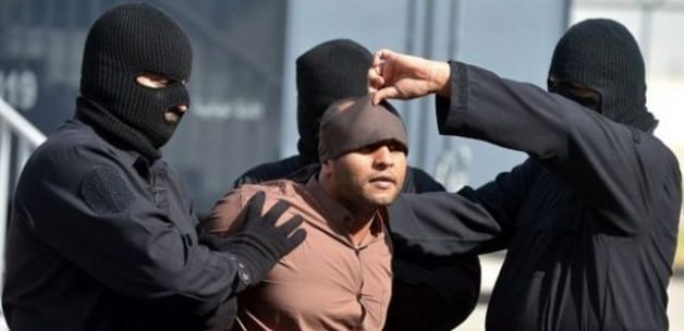 Suudi Arabistan 8 Cellat Arıyor