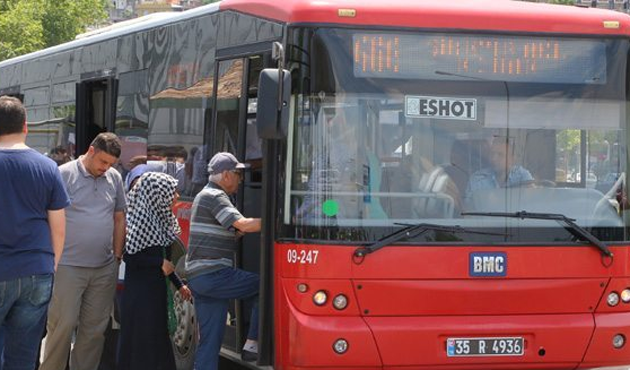 İzmir'dekiToplu Ulaşımda Yeni Kriz