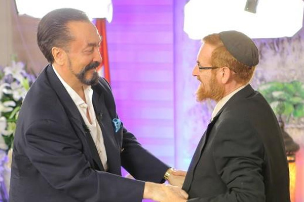 Siyonist Haham İftar Davetinde