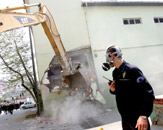 Güçleri Kur"ân kursuna yetti