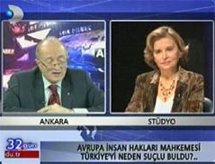 Başörtüsü mü?  DIŞARI..DIŞARI..