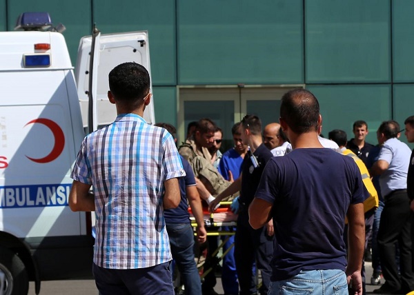 Yol Kesen PKK'lılar, Doktor Öldürdü