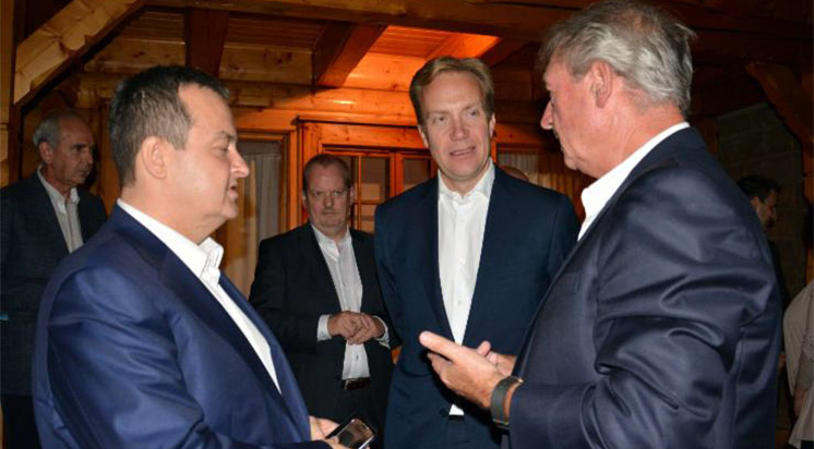 DAİŞ, Bakana Ziyaret İptal Ettirdi