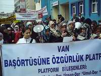 VAN:Direnişi Tekrar Teyit Ediyoruz!'