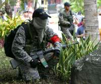 Tayland Müslümanların Yaşadığı Bölgelerde Sıkıyönetim İlan Etti.