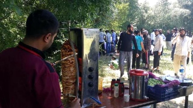 Tekfirciler Döner Ekmekle Eleman Toğlamış