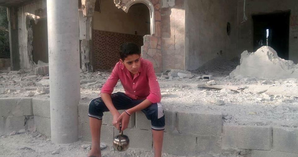 Siyonist Askerler  Filistinli Şehidin Evini Patlayıcıyla Yıktı