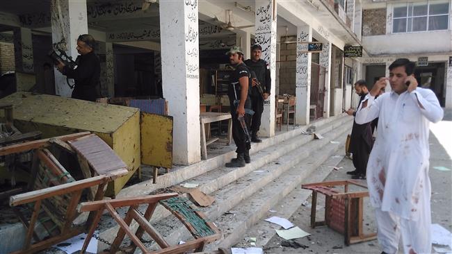 Pakistan'da Mahkeme Binasına İntihar Saldırısı