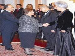 HÜRRİYET'TEN TÜRBANLI-TÜRBANSIZ KARNESİ!